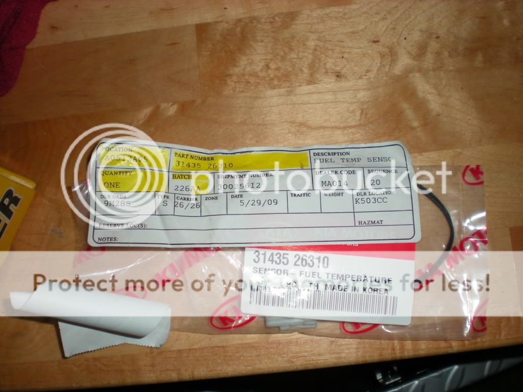 2004 KIA Sedona Fuel Temperature Sensor Photo by shocksystems Photobucket